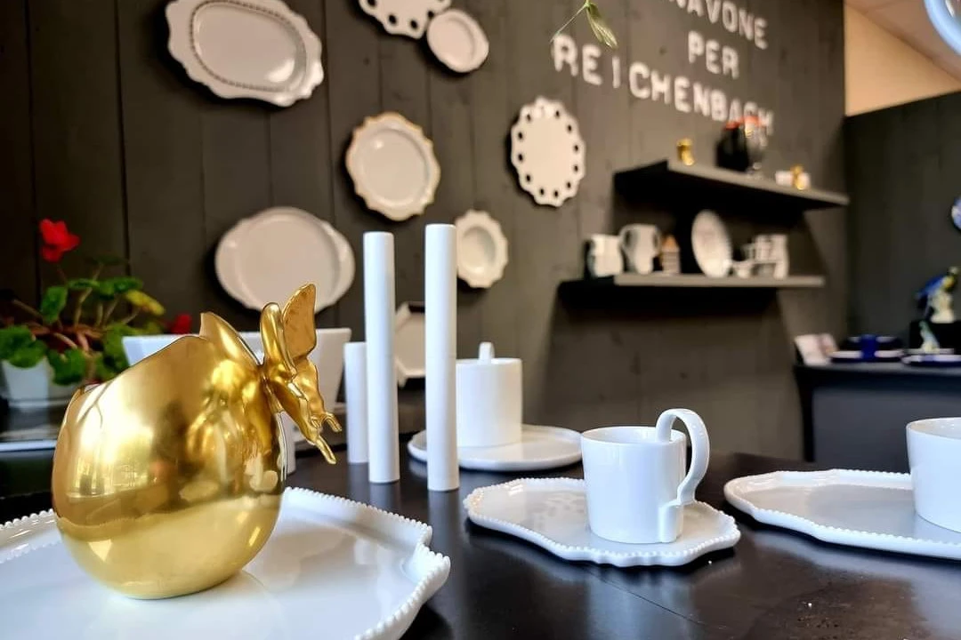 <p style="text-align:center;"><strong>Geschirr-Paket</strong><br>„Design trifft Funktion“</p>