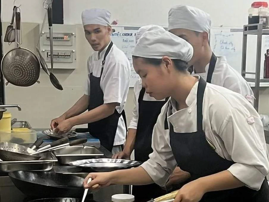 <p style="text-align:center;"><strong>Fachkräftevermittlung Paket </strong><br>„Vietnamesische Fachkräfte“ </p>