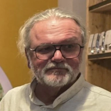 <p style="text-align:center;"><strong>Harald Reichel</strong><br>Beratung Slow Food Genussführer </p>